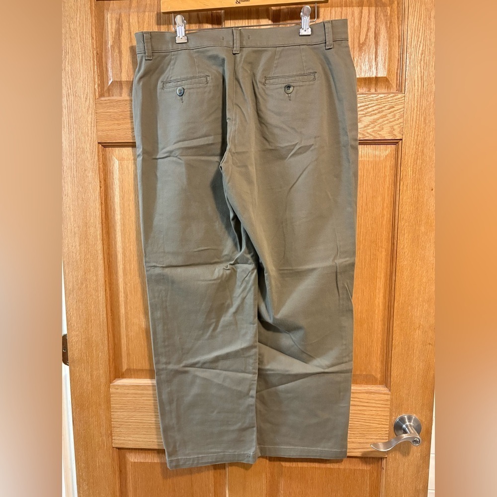Lee Relaxed Straight Leg Waist Mid-Rise Pants Olive Chino Women’s 14 M 14M - Picture 3 of 7